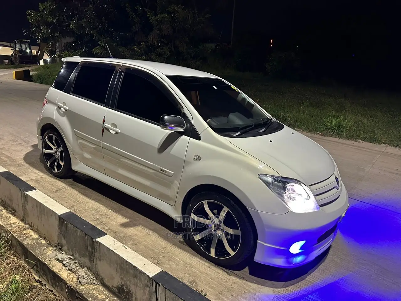 Toyota IST 2006 White