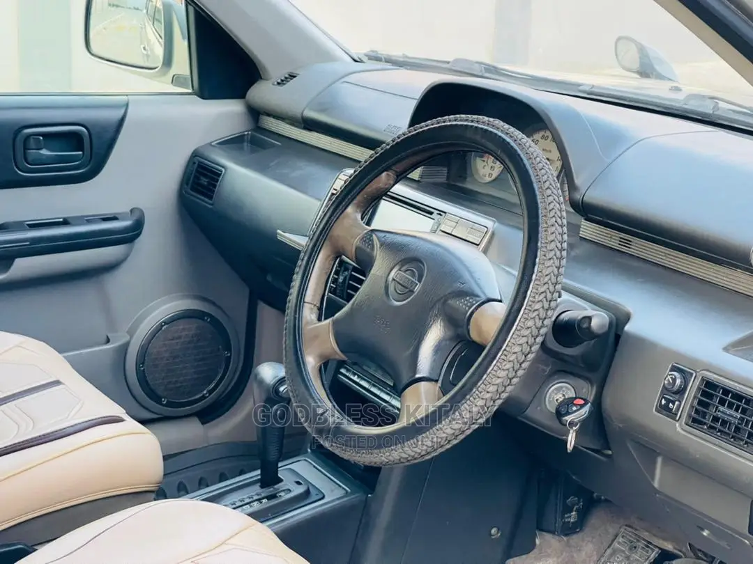 Nissan X-Trail 2001 Silver