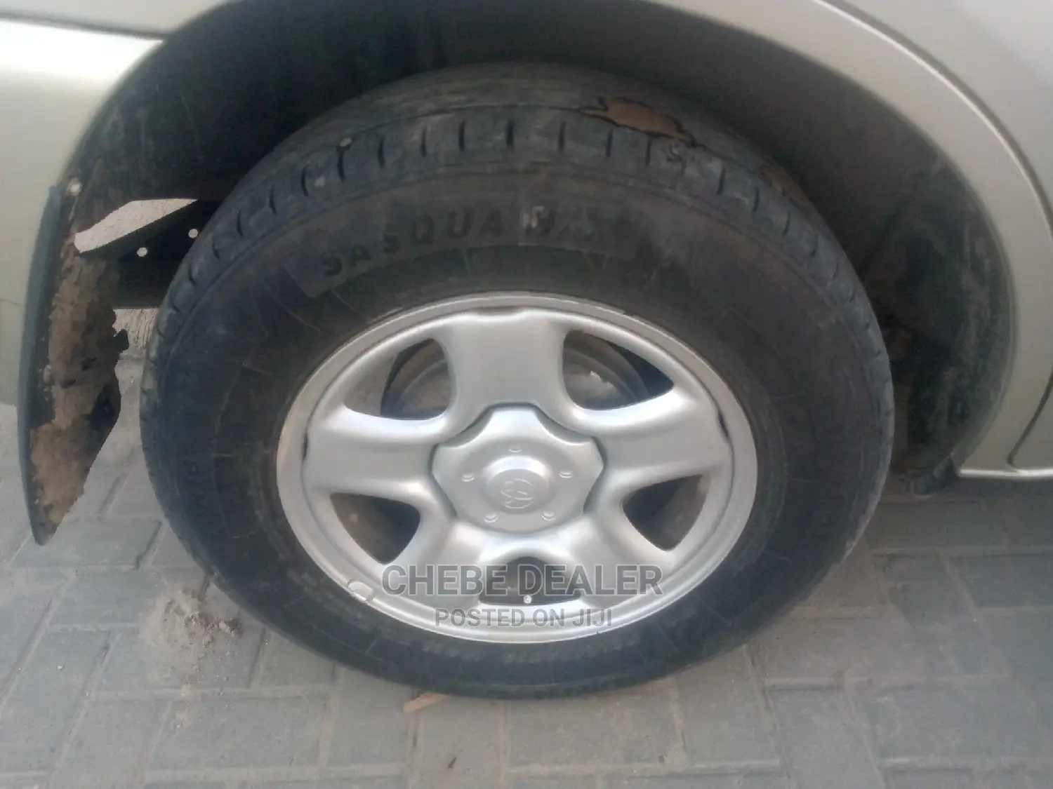 Toyota RAV4 1.8 2005 Gold