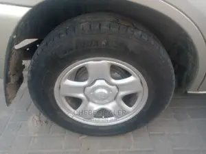 Toyota RAV4 1.8 2005 Gold