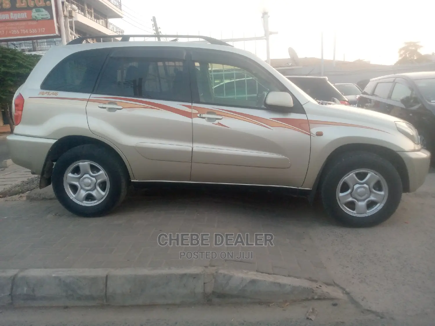 Toyota RAV4 1.8 2005 Gold
