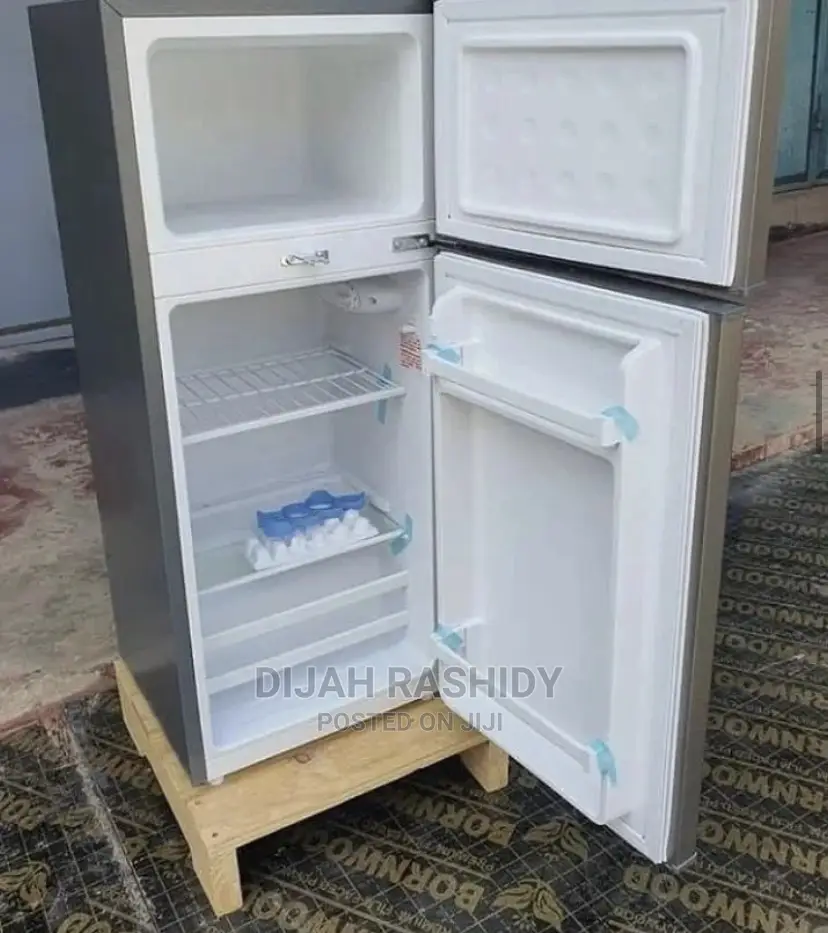 Boss Fridge Lt135