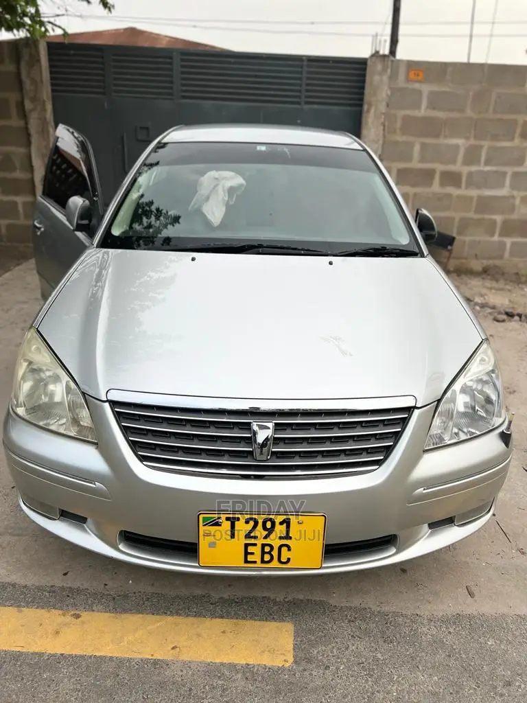 Toyota Premio 2005 Silver