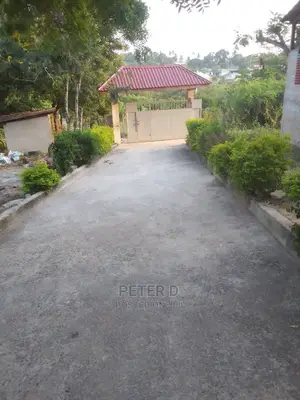 1bdrm Apartment in Kimara for rent