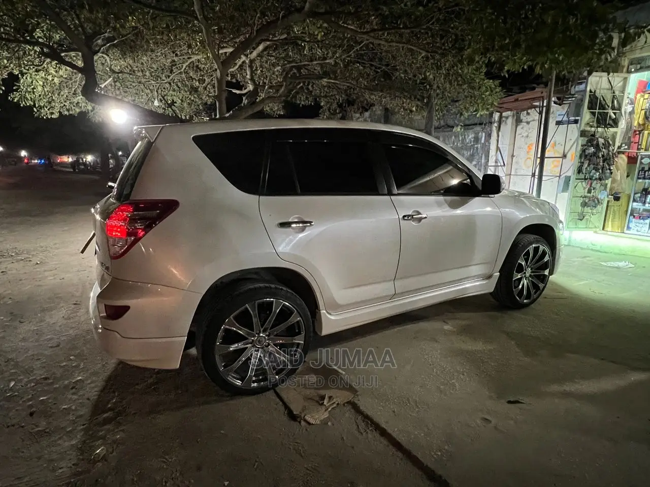 Toyota RAV4 2.5 2010 White