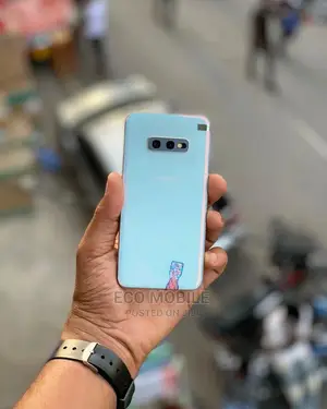 Samsung Galaxy S10e 128 GB Blue