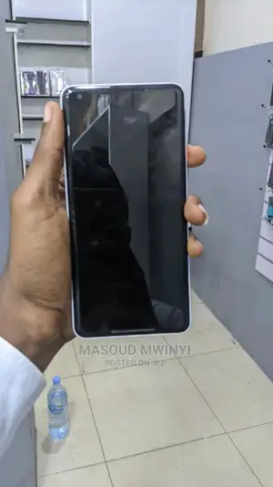 New Google Pixel 2 XL 64 GB