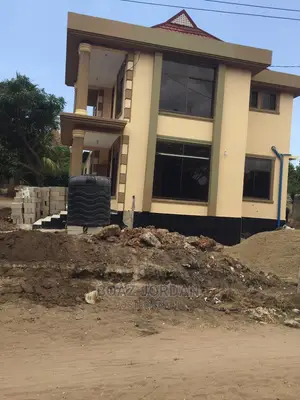 3bdrm House in Graphite Estate, Mbweni for Sale