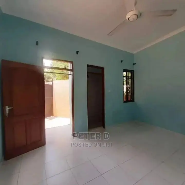 1bdrm Apartment in Kimara for rent