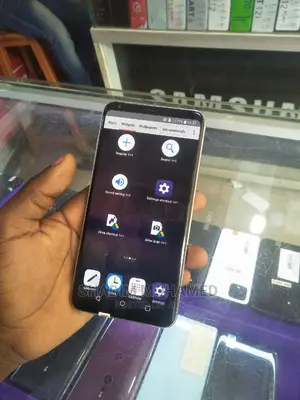 New LG V30 Plus 128 GB Silver