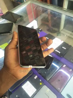 New LG V30 Plus 128 GB Silver