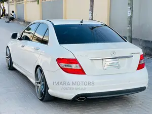 Mercedes-Benz C-Class 2008 White