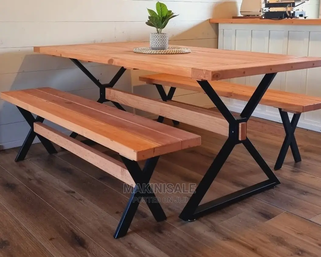 Dinner Table Nzuri Sana Simple