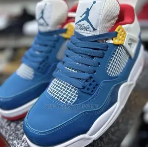 Nike Air Jordan 4