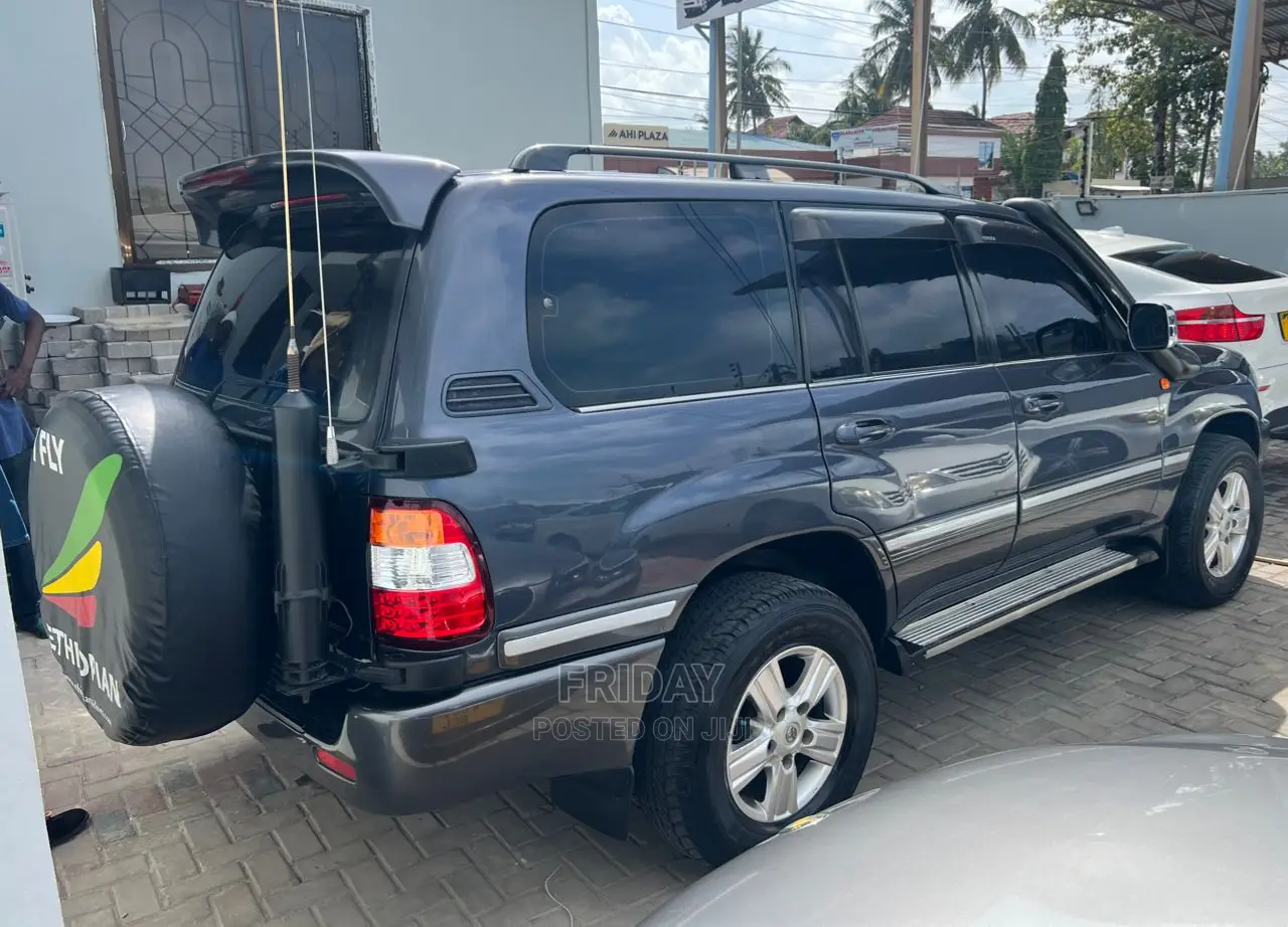 Toyota Land Cruiser 100 4.2 TD 2005 Gray