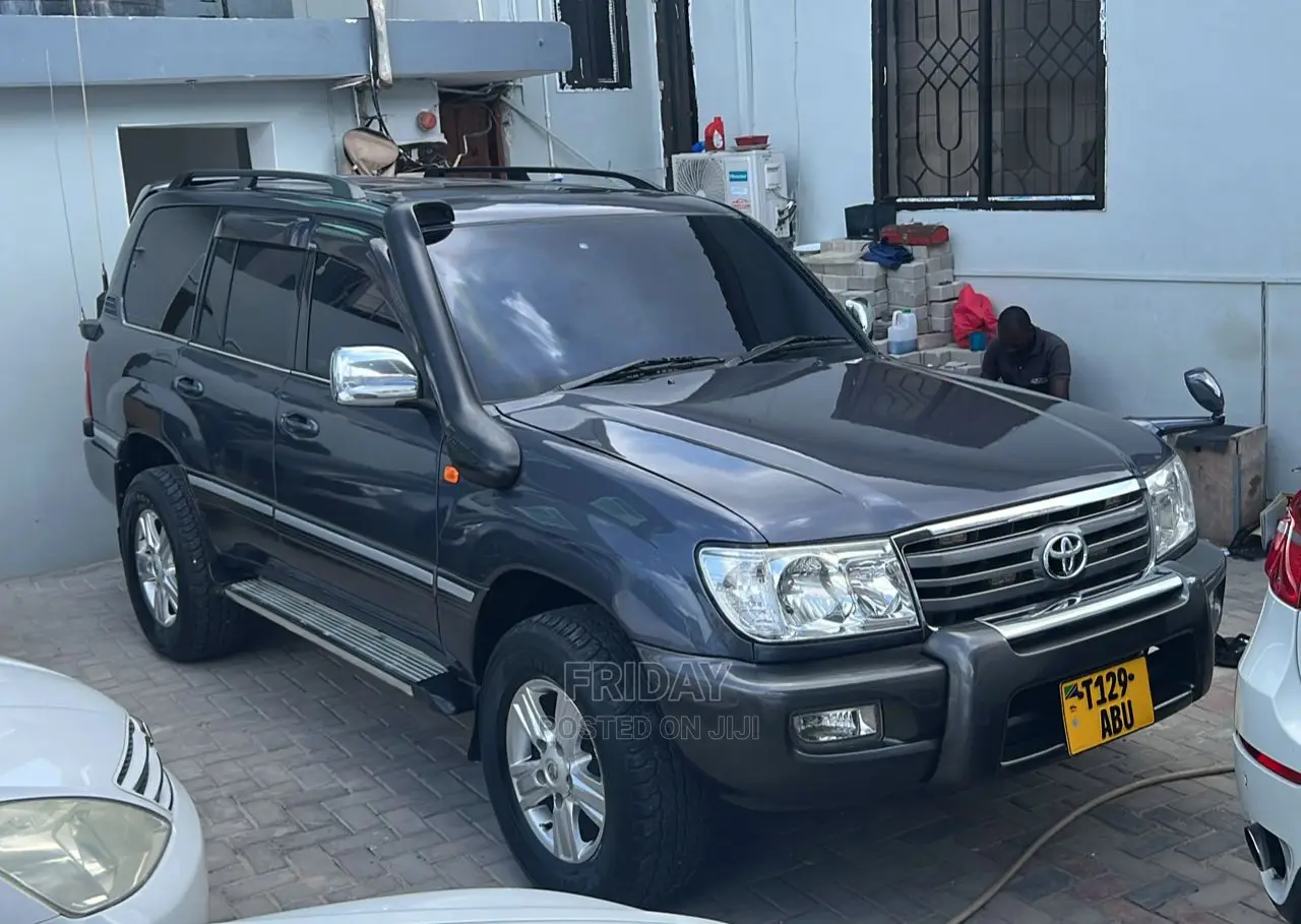 Toyota Land Cruiser 100 4.2 TD 2005 Gray