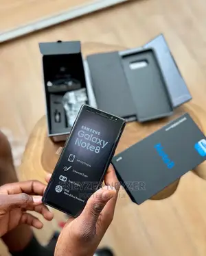 New Samsung Galaxy Note 8 64 GB Black