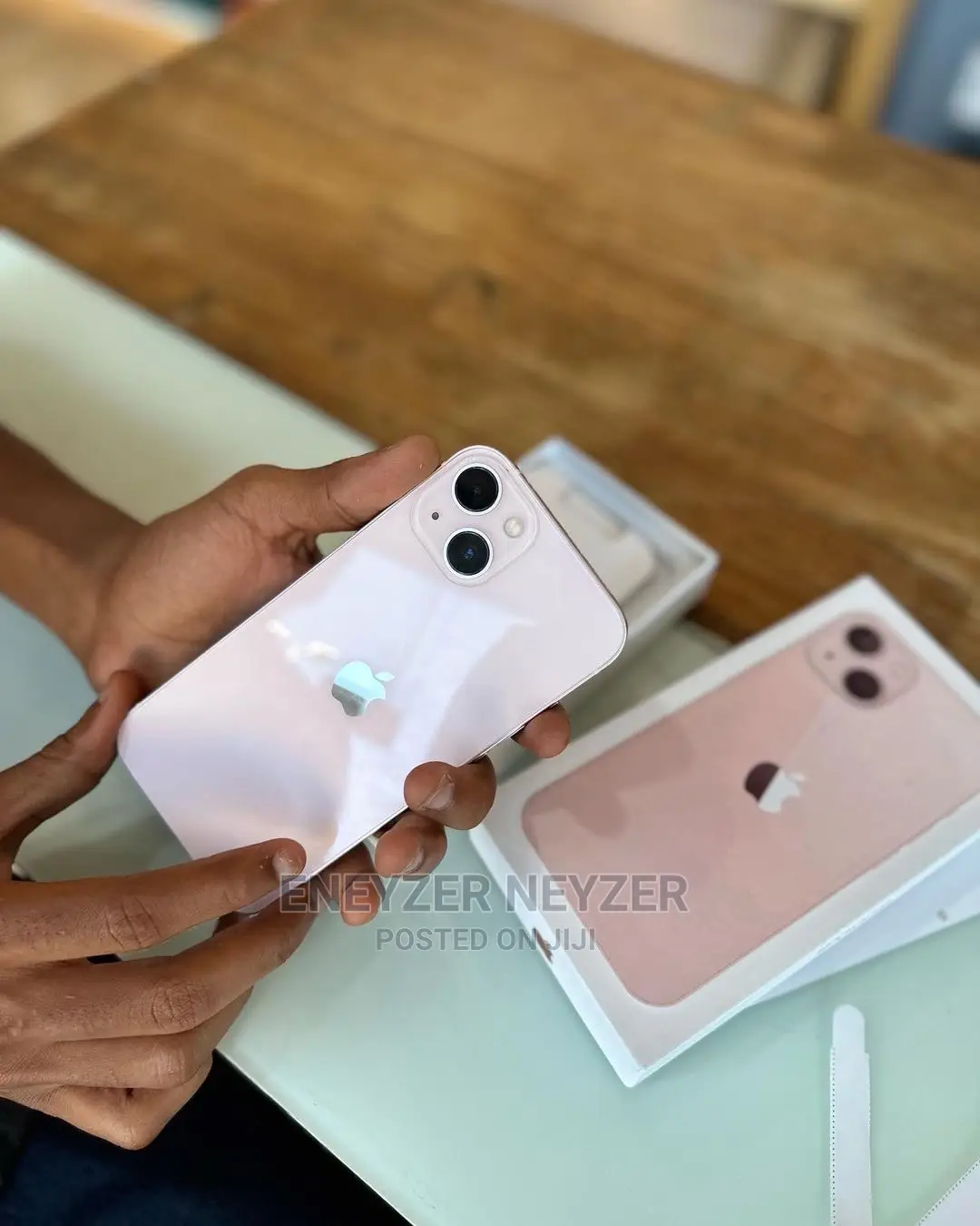 New Apple iPhone 13 128 GB Pink