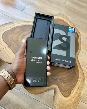 New Samsung Galaxy S21 Ultra 5G 128 GB Black