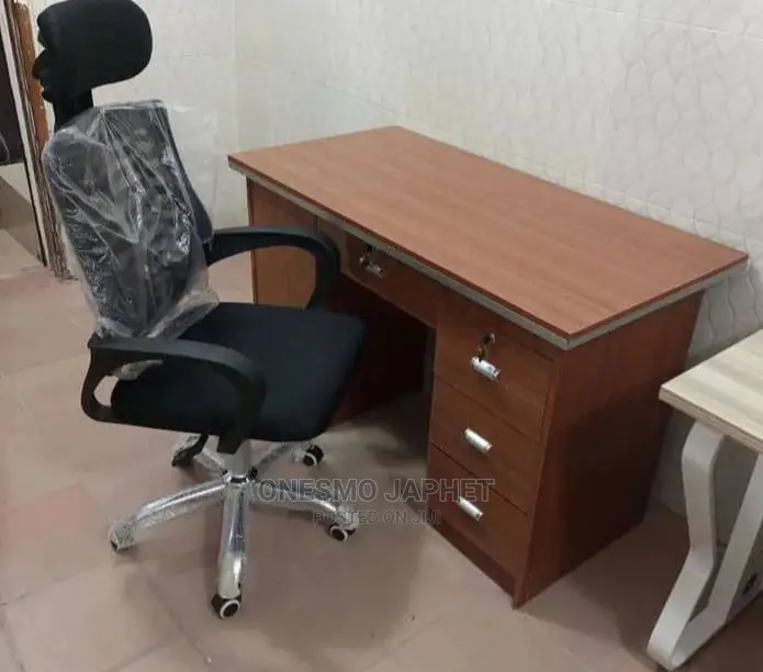 Office Chair and Table