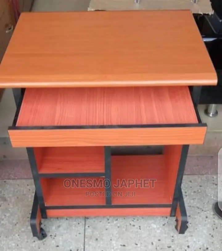 Computer Table