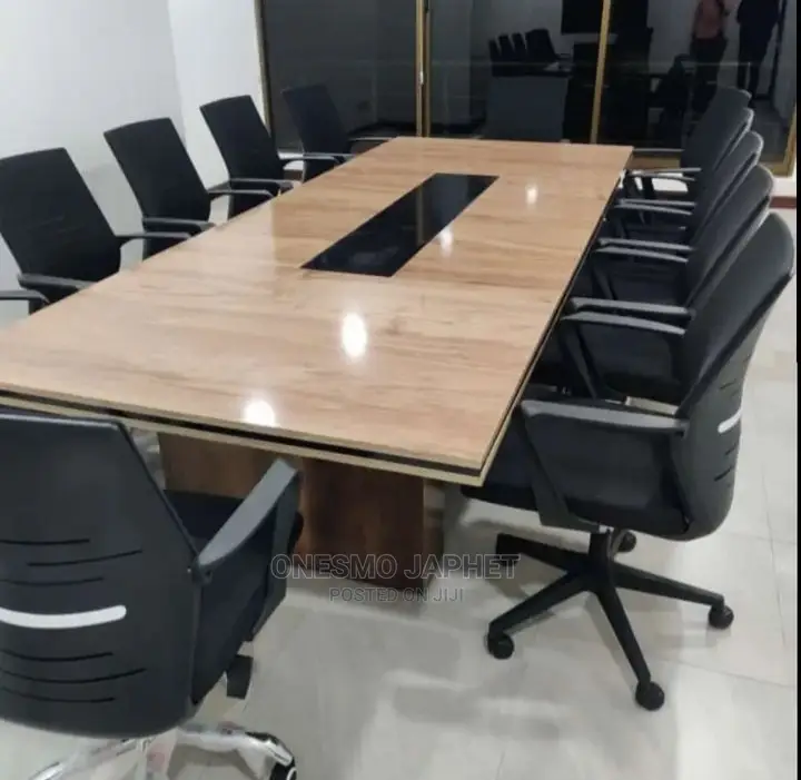 Conference Table Anda 12 Chairs
