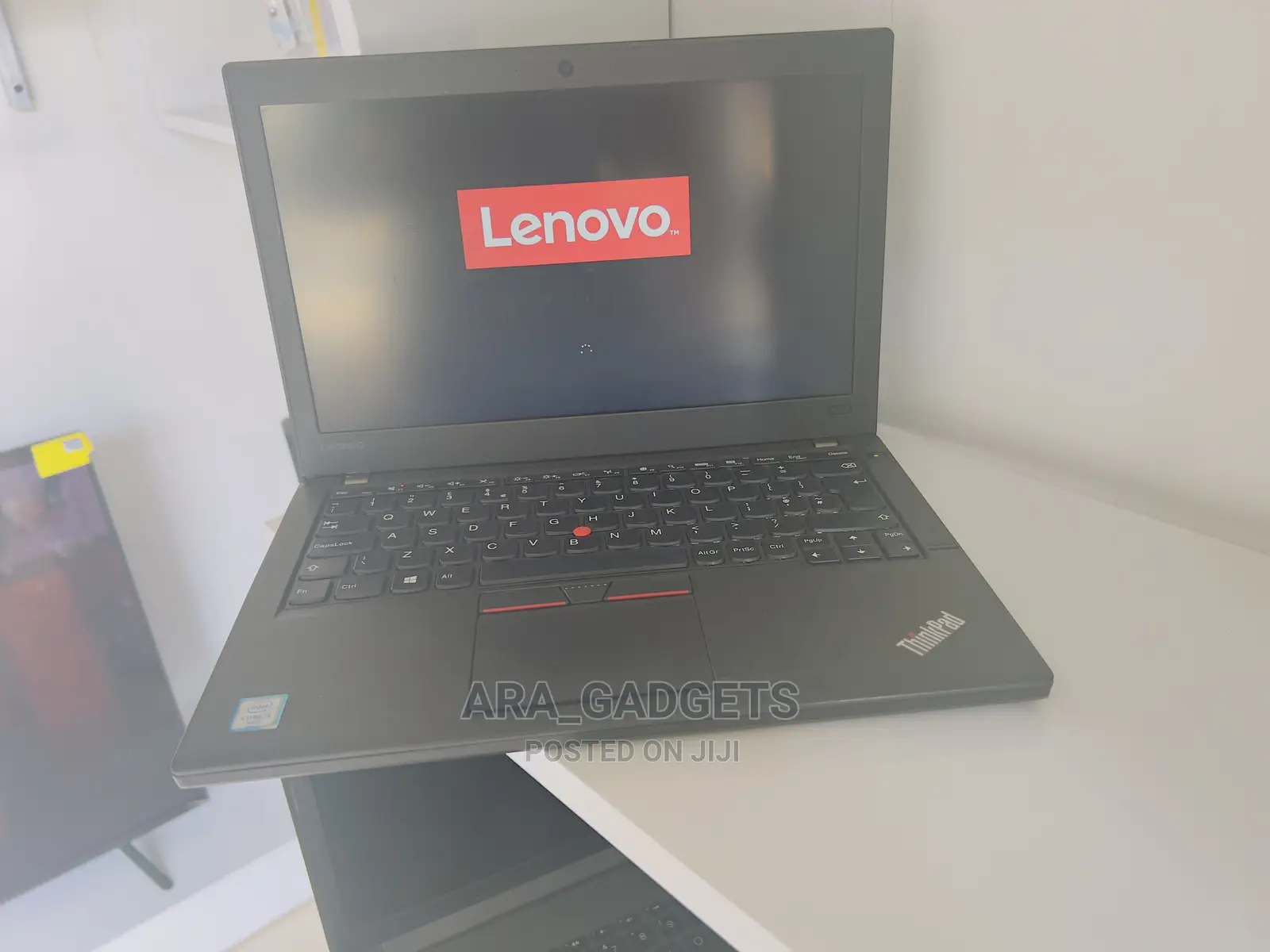 Laptop Lenovo ThinkPad X260 4GB Intel Core I5 HDD 500GB
