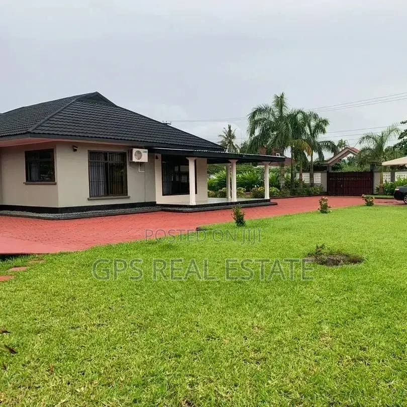 4bdrm House in Mbezi Beach Rainbow, Kinondoni for Sale