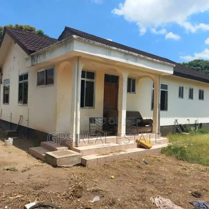 4bdrm House in Tabata Kinyerezi, Kinondoni for Sale