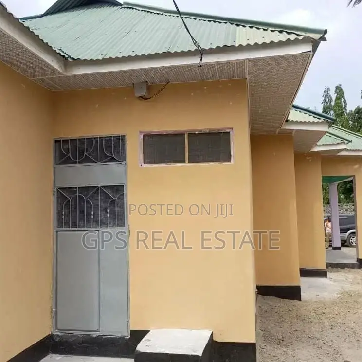 3bdrm House in Mbagala Azam Complex, Temeke for Sale