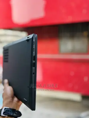 Laptop Lenovo ThinkPad T14 G3 16GB Intel Core I5 SSD 256GB