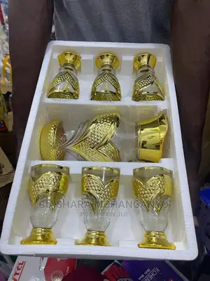 Jug Set and Glasses Available