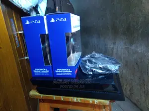 Black Playstation 4 Fat 9.00sv