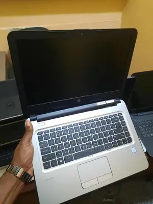 Laptop HP 348 G4 4GB Intel Core I5 HDD+SSD 500GB