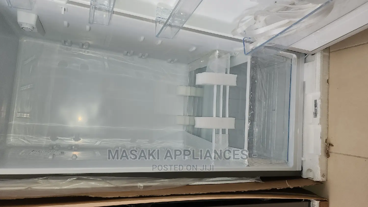 OFA! Hisense Fridge Freezer 240 Litres A+ Refrigerator