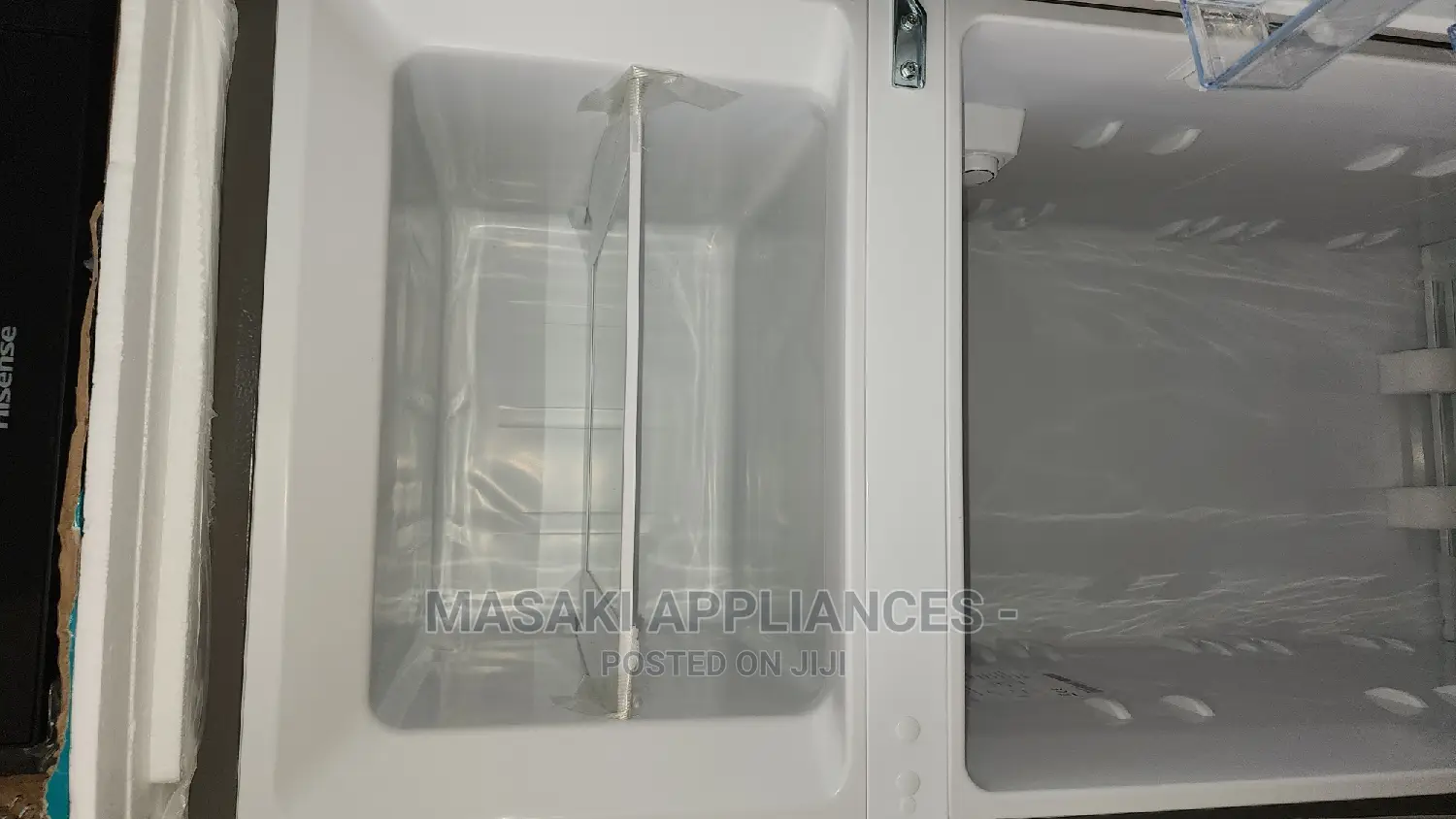 OFA! Hisense Fridge Freezer 240 Litres A+ Refrigerator