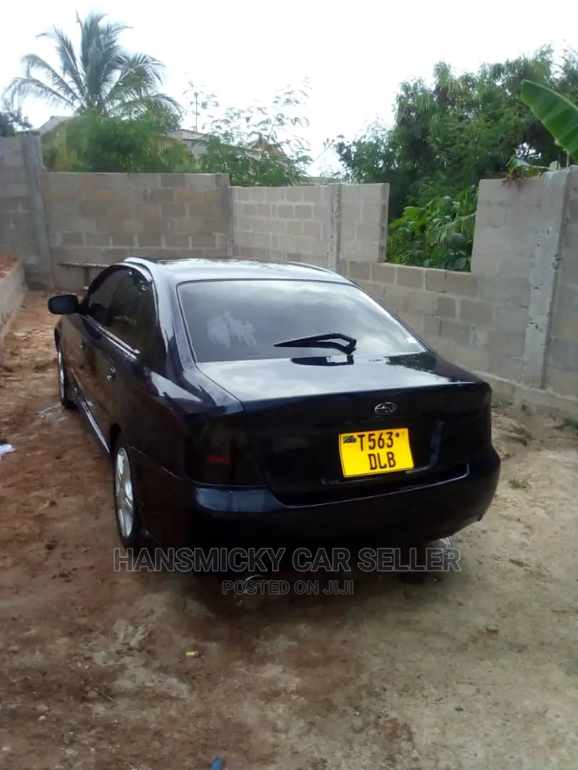 Subaru Legacy 2004 Black
