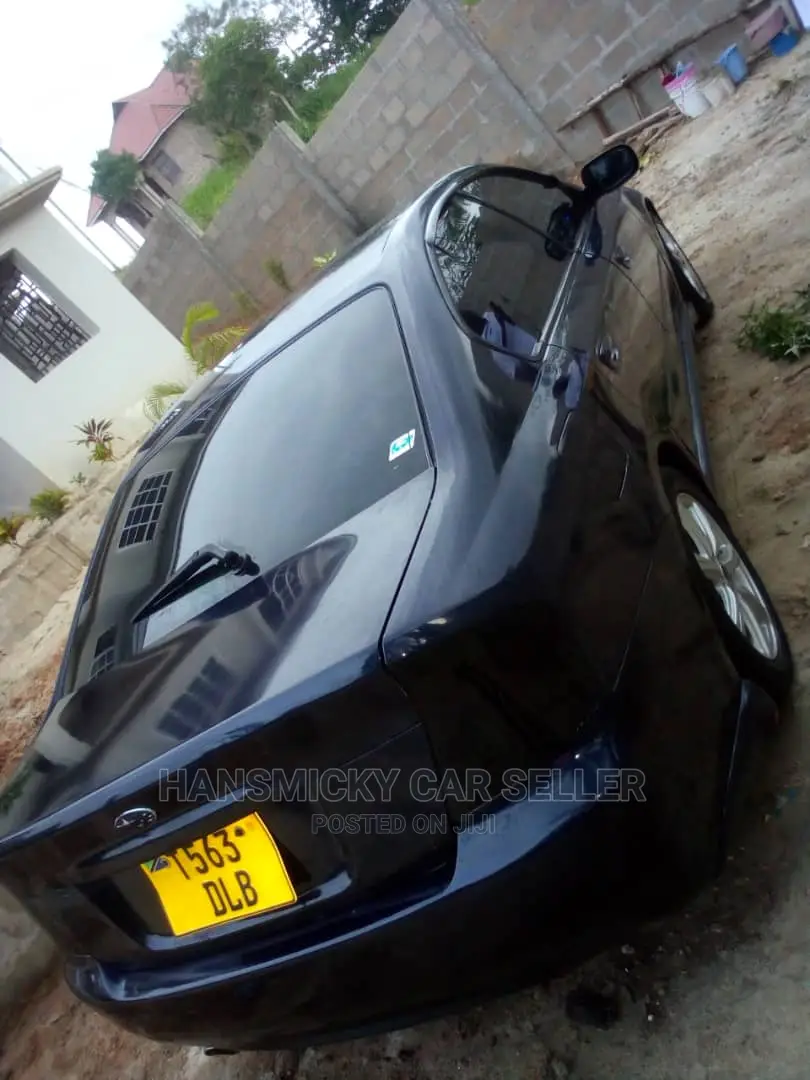 Subaru Legacy 2004 Black