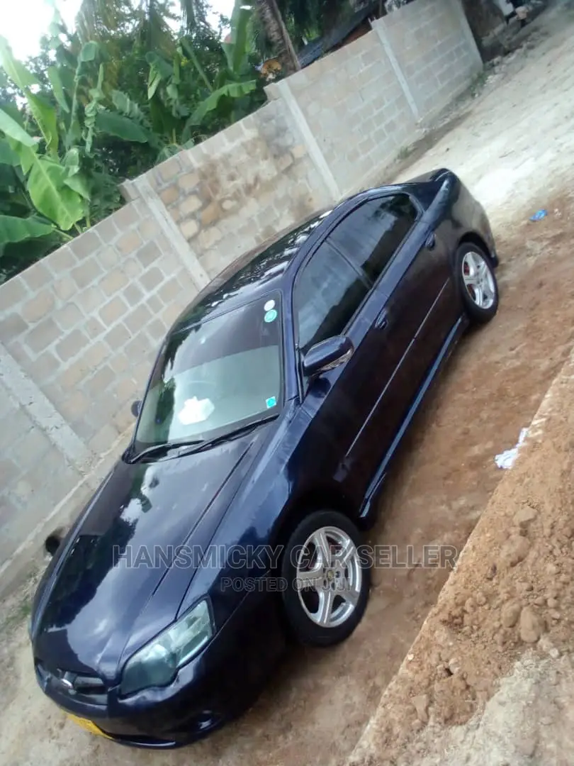 Subaru Legacy 2004 Black