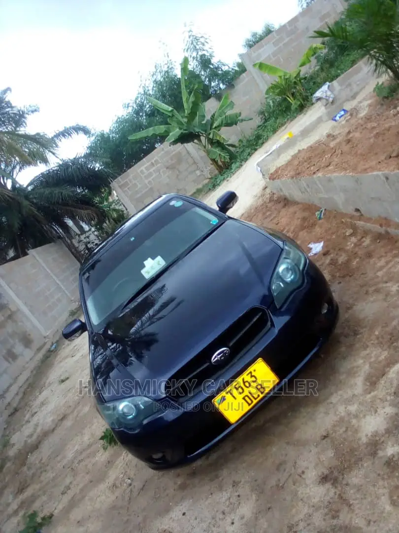 Subaru Legacy 2004 Black