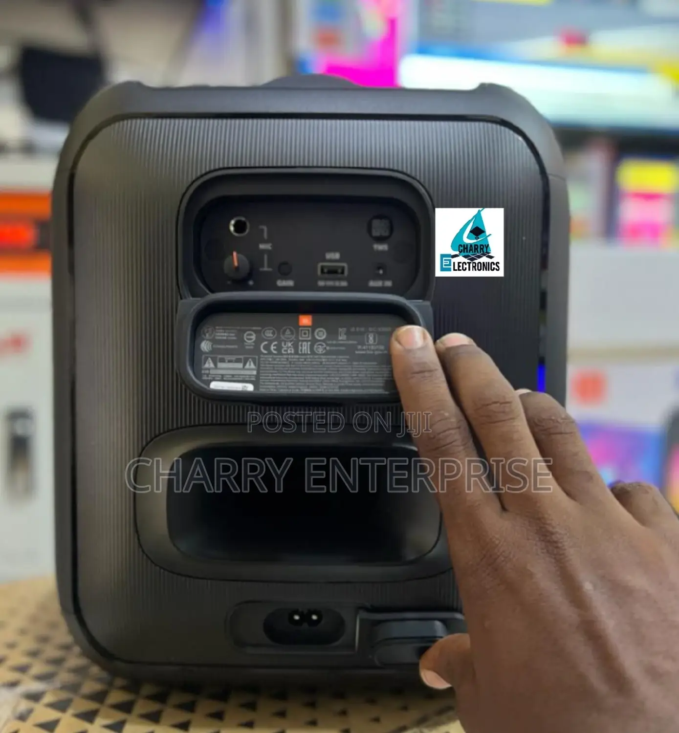 JBL PARTYBOX Encore Essential Original by Jbl