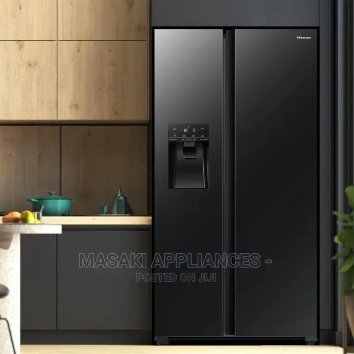 Hisense 535 Litre Black Glass Fridge Freezer H700SMI Water