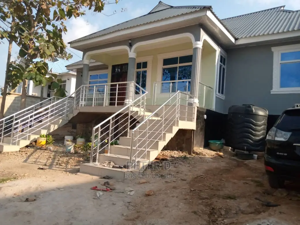 3bdrm House in Goba for Sale