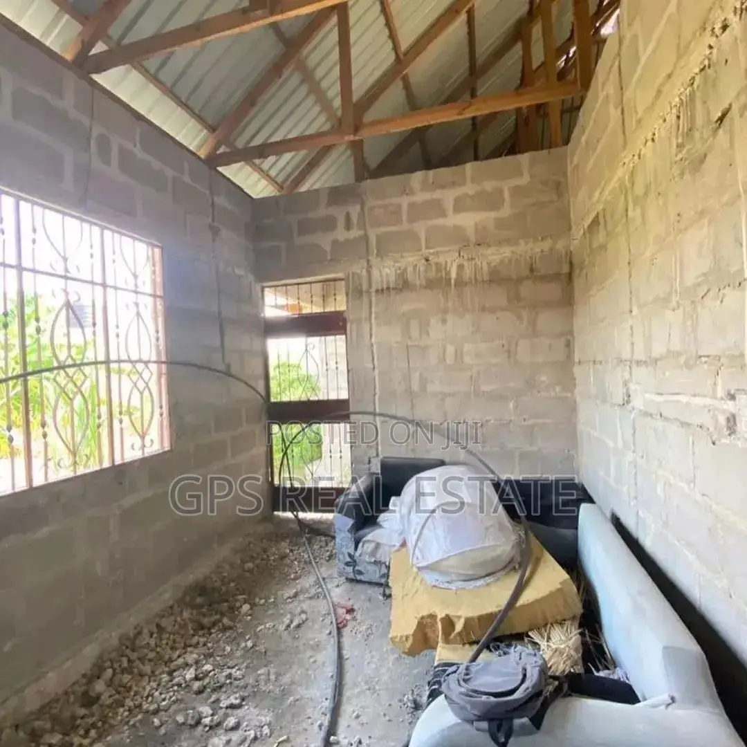 3bdrm House in Mbweni Ubungo, Kinondoni for Sale