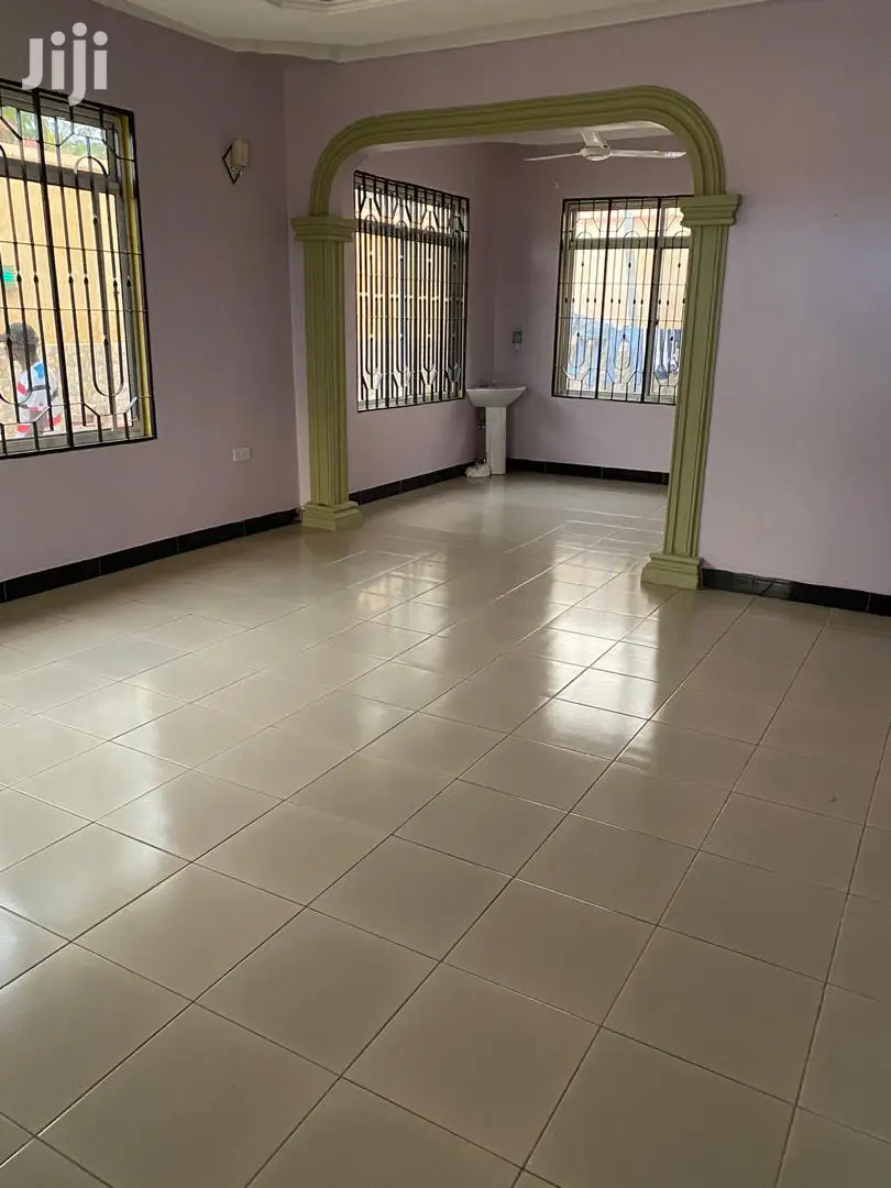 3bdrm House in Kinondoni for rent