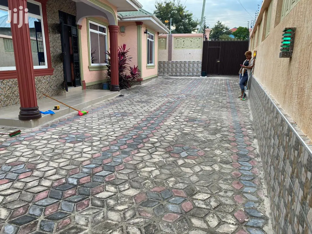 3bdrm House in Kinondoni for rent