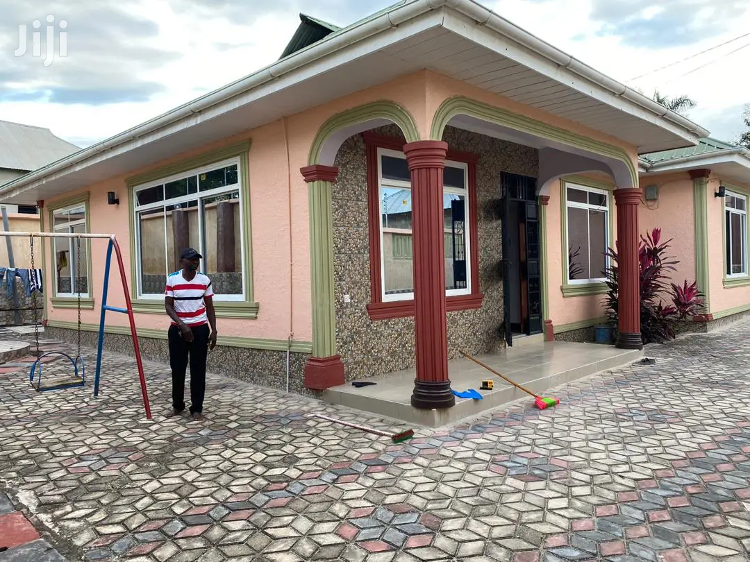 3bdrm House in Kinondoni for rent