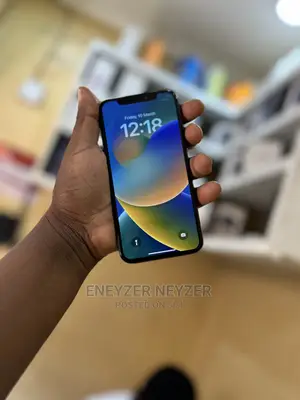 Apple iPhone X 64 GB Black