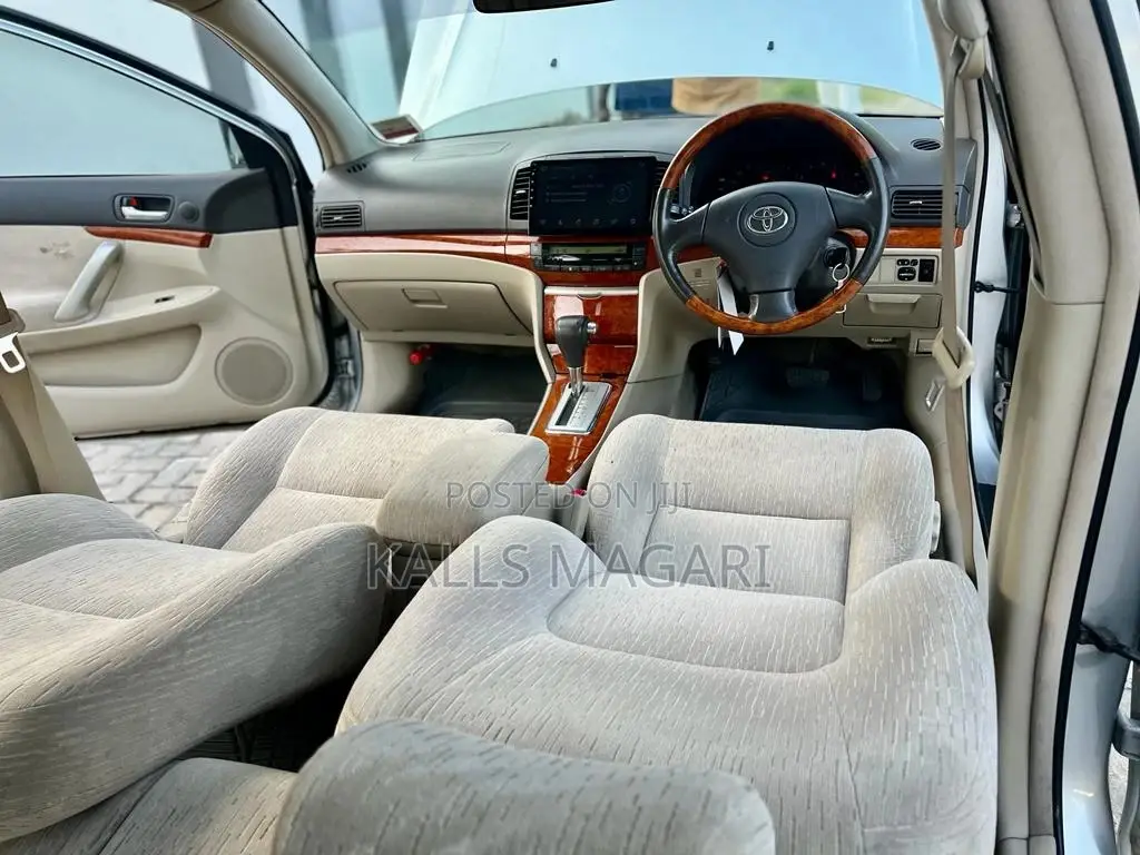 Toyota Premio 2004 Silver