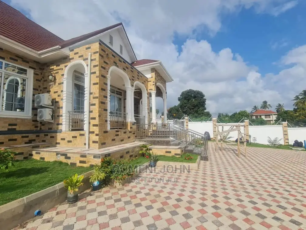 Furnished 5bdrm Farm House in Tanzania Dsm Ubungo, Ukonga for Sale